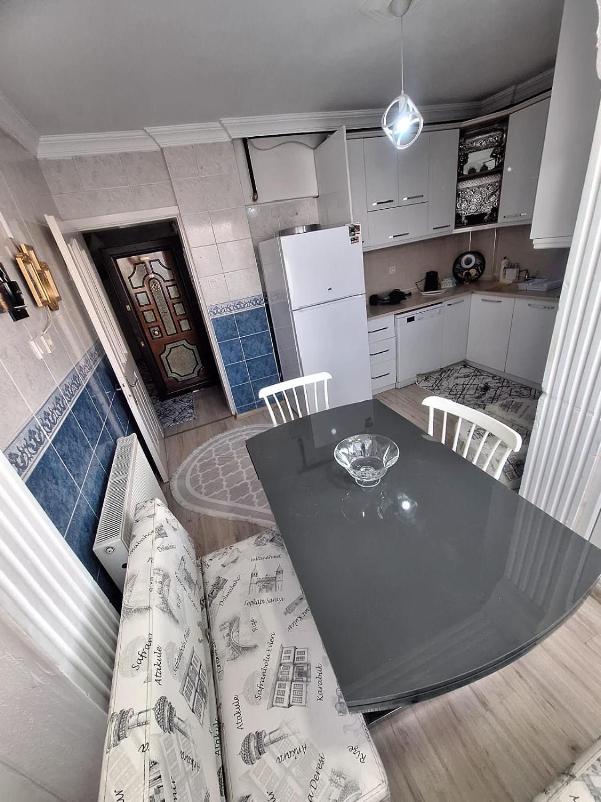 3Ege Ueniversitesine Ve Hastane Ye Cok Yakin Aile Icin Uygun Bornova Esterno foto